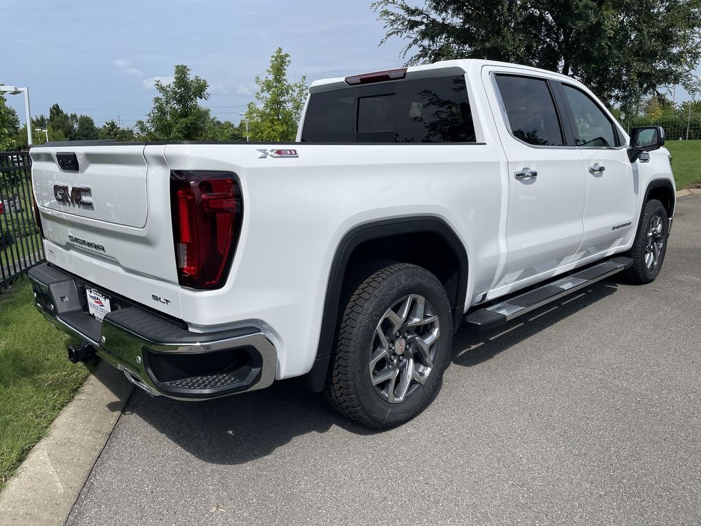 2026 GMC Sierra 1500 SLT - Photo 8