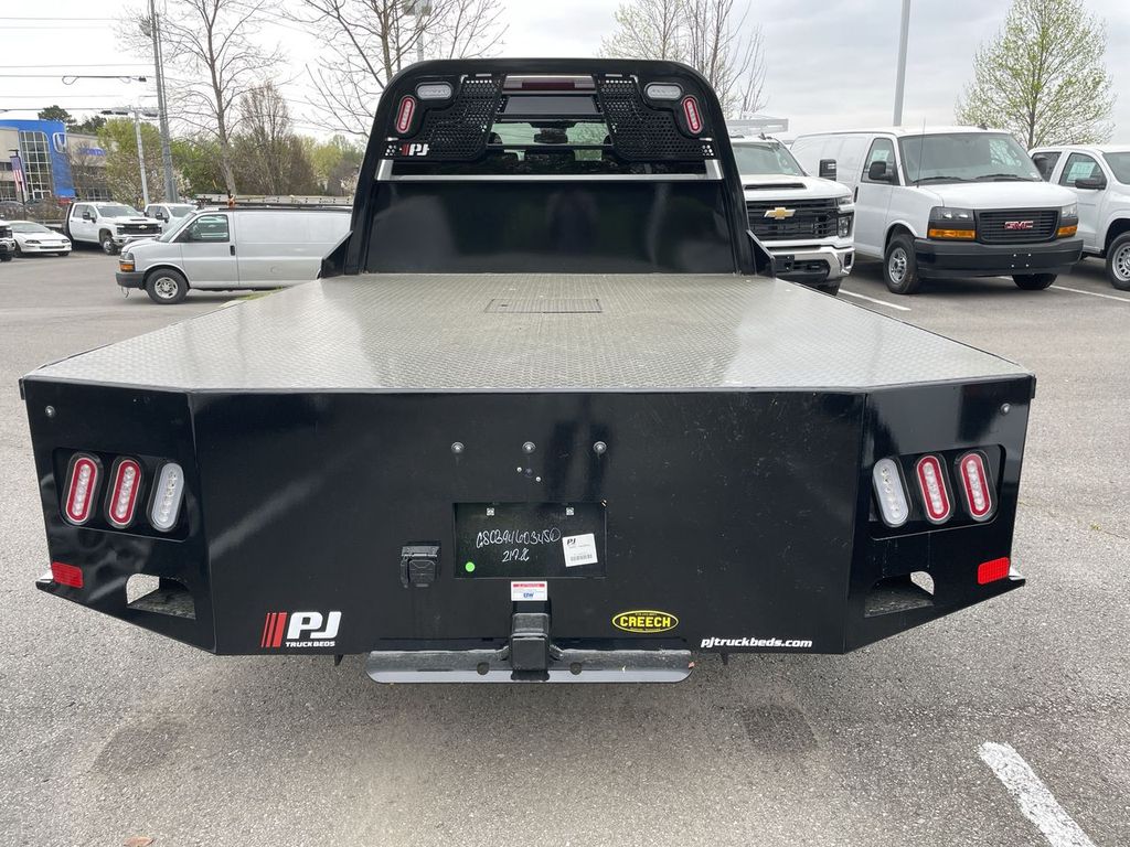 2026 GMC Sierra 3500 Chassis Cab Pro - Photo 8