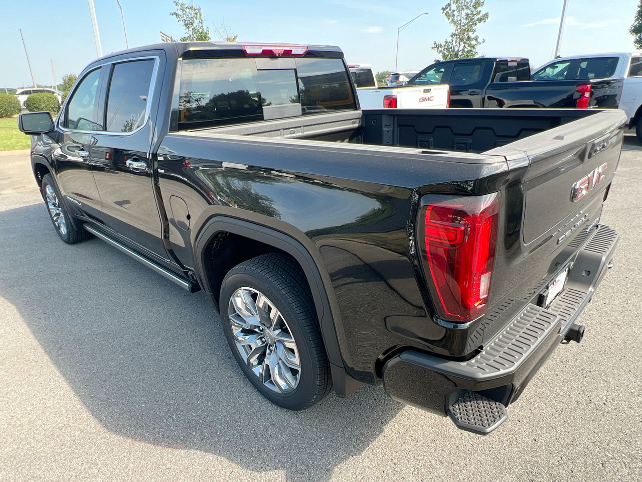 2026 GMC Sierra 1500 Denali - Photo 2