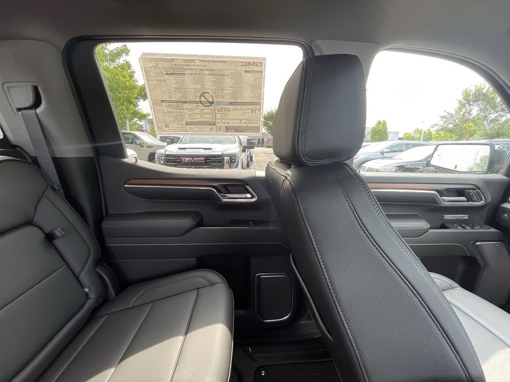 2026 GMC Sierra 1500 Denali - Photo 13