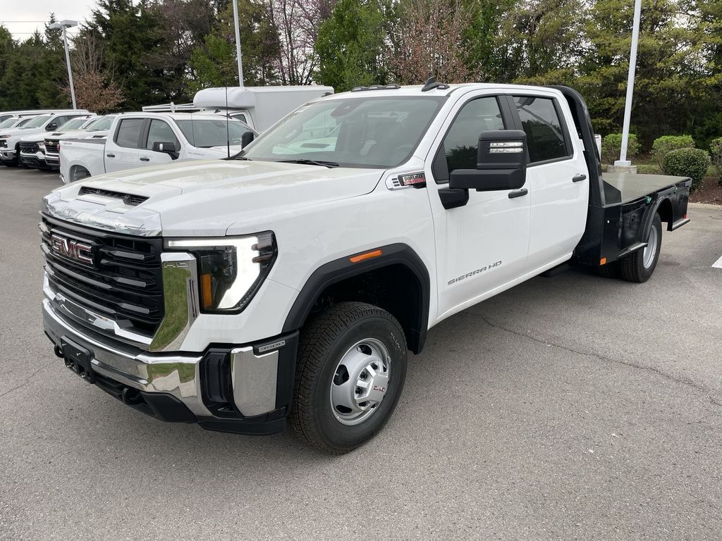 2026 GMC Sierra 3500 Chassis Cab Pro - Photo 1