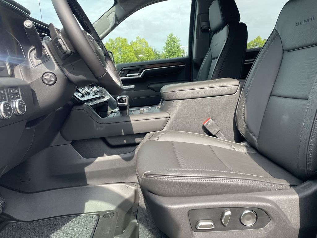 2026 GMC Sierra 1500 Denali - Photo 14