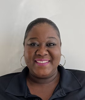 Staff member Pamela Thurman from ID_2e7d77