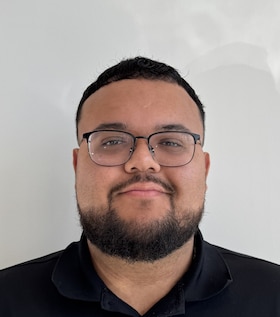 Staff member Alex Hernandez from ID_b2fccf