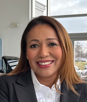 Staff member Rossana Sirbu from ID_b2fccf