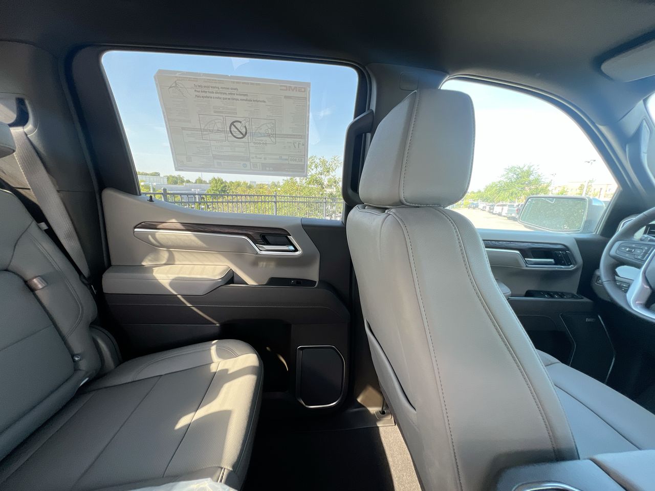2026 GMC Sierra 1500 SLT - Photo 13