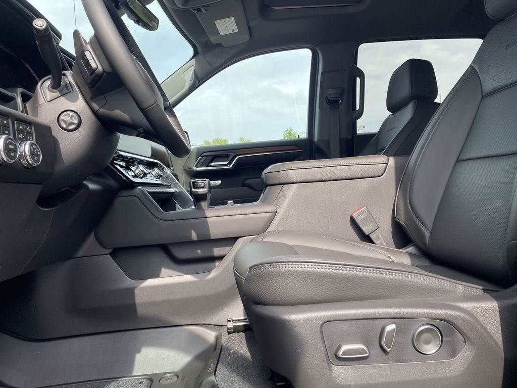 2026 GMC Sierra 1500 Denali - Photo 14