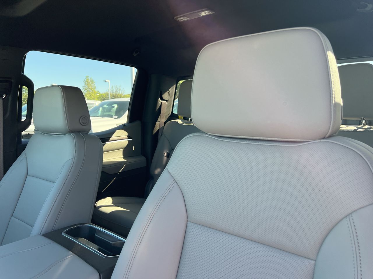 2026 GMC Sierra 1500 SLT - Photo 19