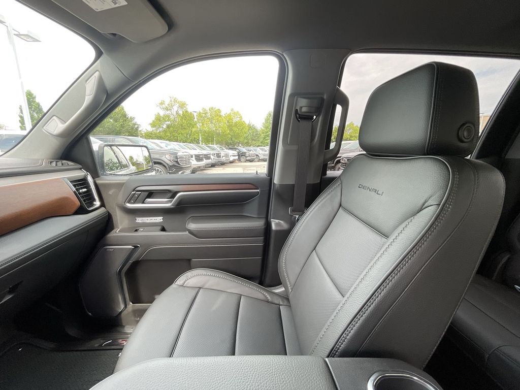 2026 GMC Sierra 1500 Denali - Photo 11