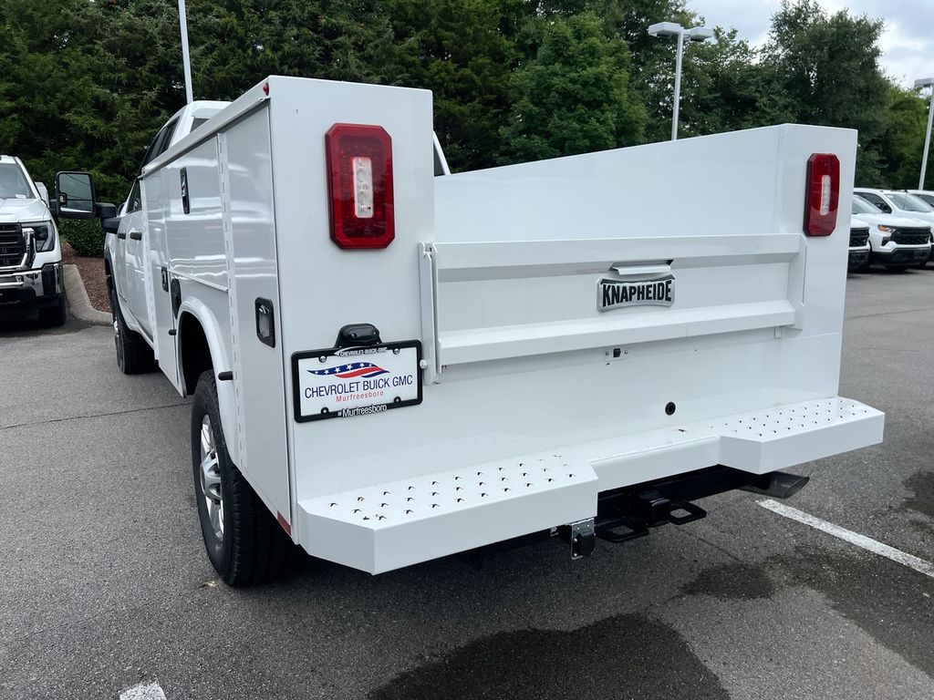 2026 GMC Sierra 2500HD Pro - Photo 9