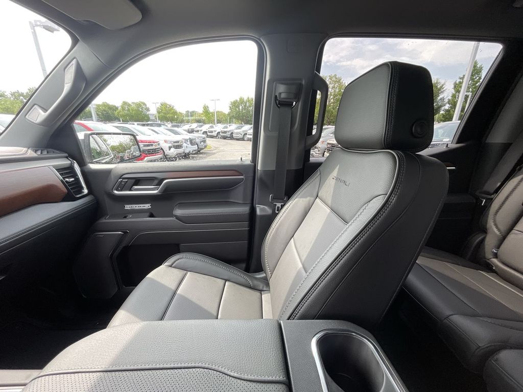 2026 GMC Sierra 1500 Denali - Photo 11