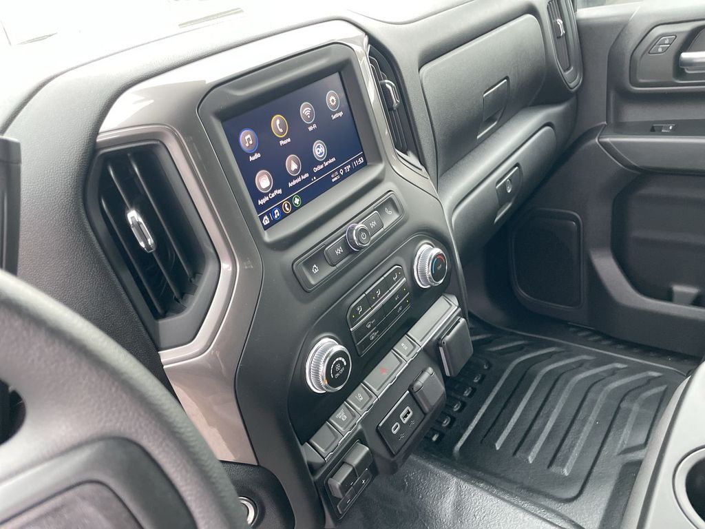 2026 GMC Sierra 3500 Chassis Cab Pro - Photo 17