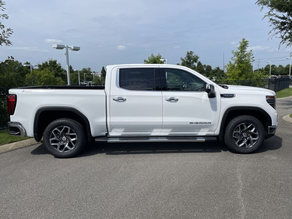 2026 GMC Sierra 1500 SLT - Photo 7
