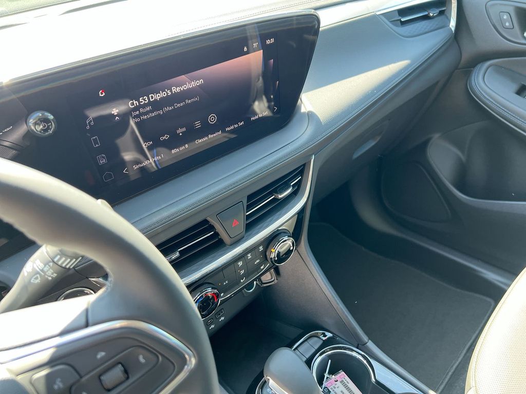 2026 Buick Encore GX Sport Touring - Photo 18