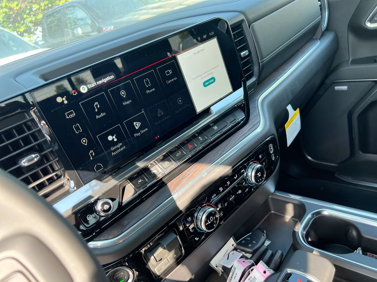 2026 GMC Sierra 1500 SLT - Photo 18