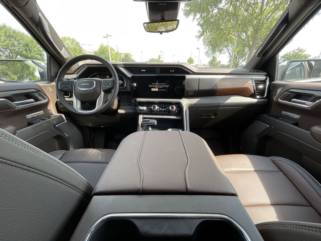 2026 GMC Sierra 1500 Denali - Photo 10