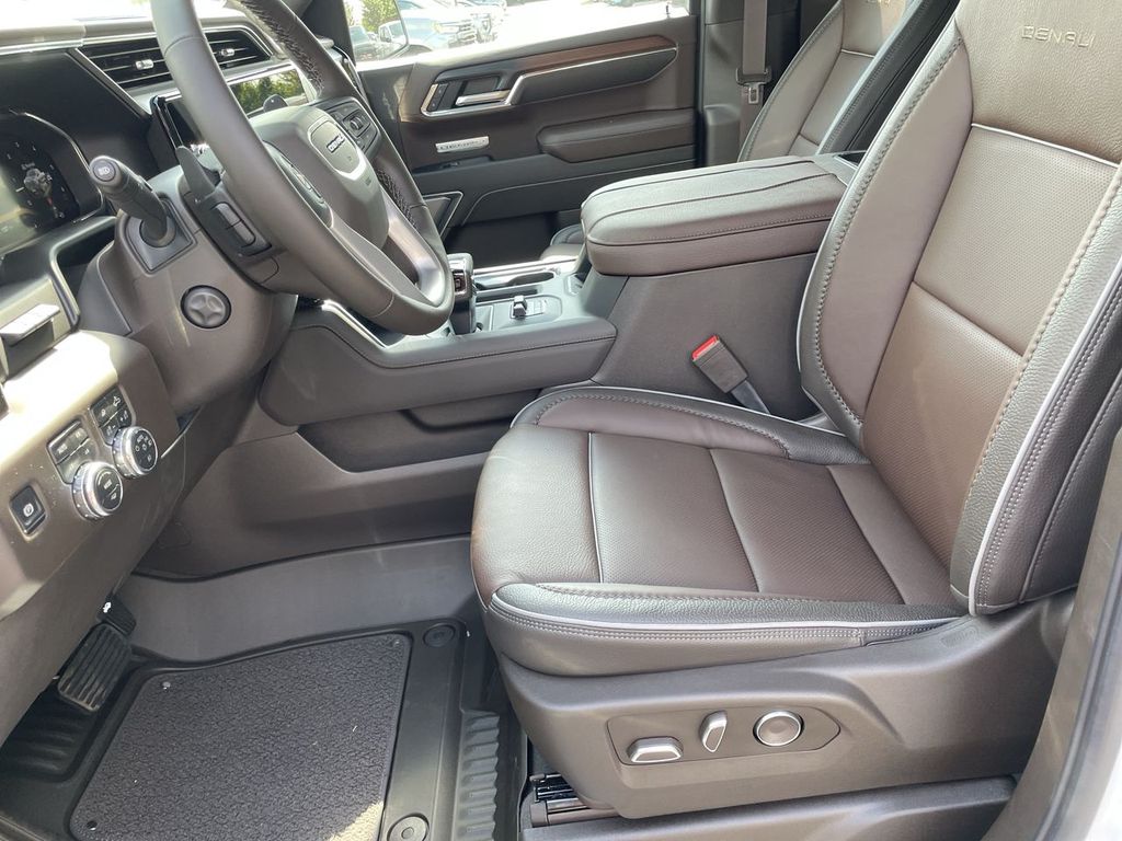 2026 GMC Sierra 1500 Denali - Photo 14