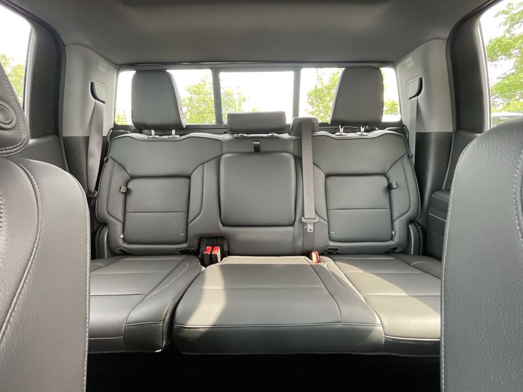 2026 GMC Sierra 1500 Denali - Photo 12