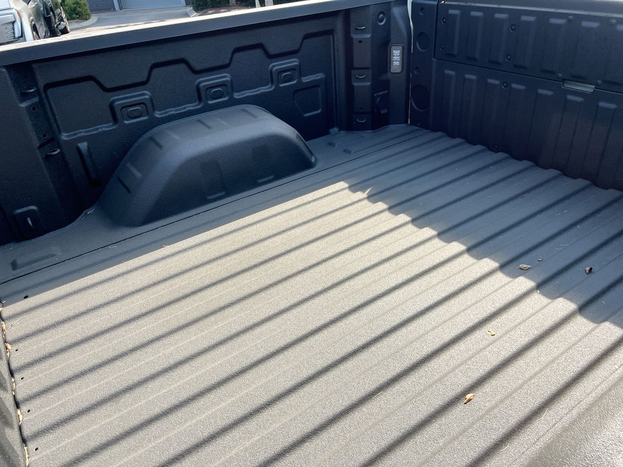 2026 GMC Sierra 1500 SLT - Photo 16