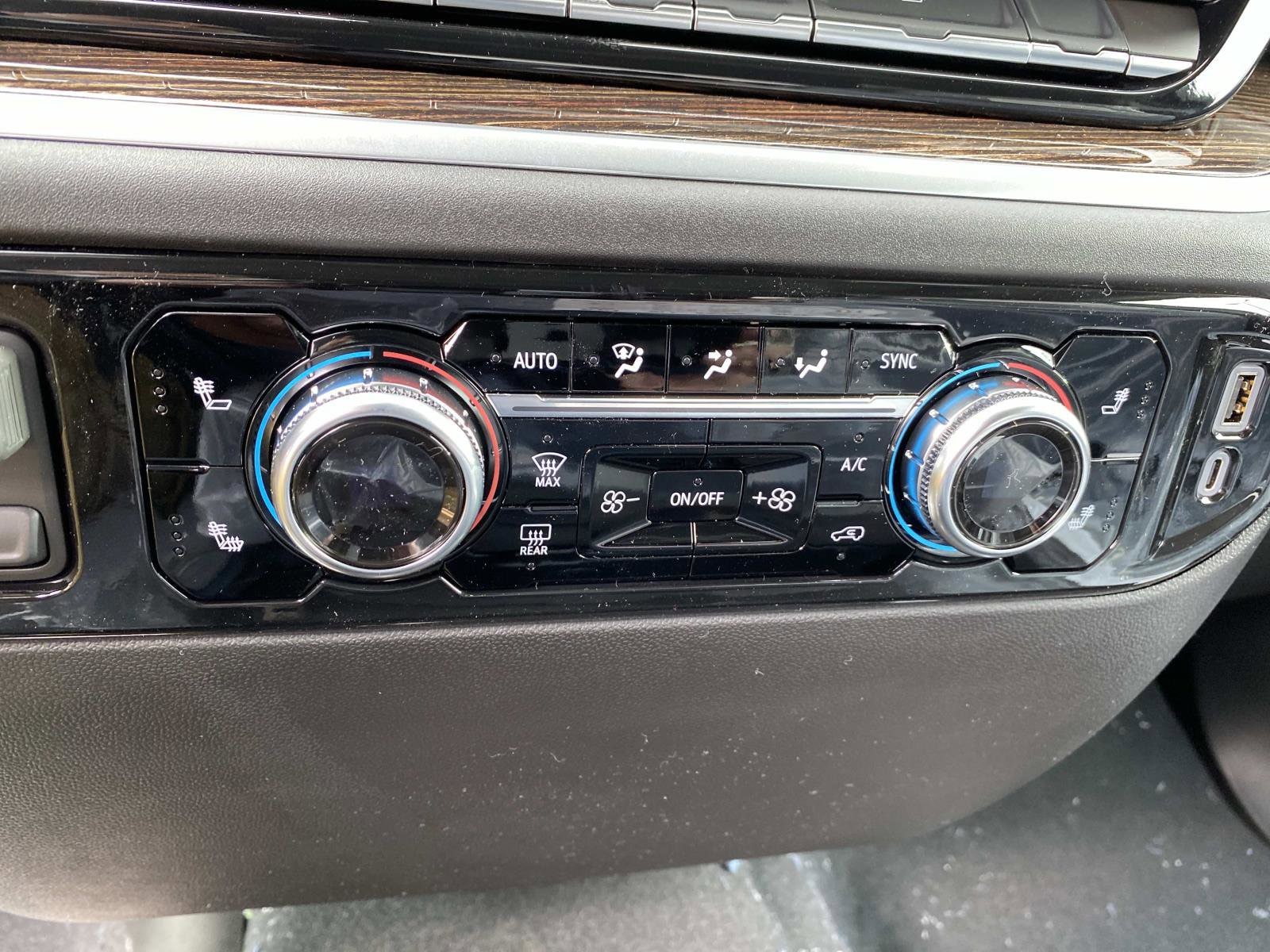2026 GMC Sierra 1500 SLE - Photo 10