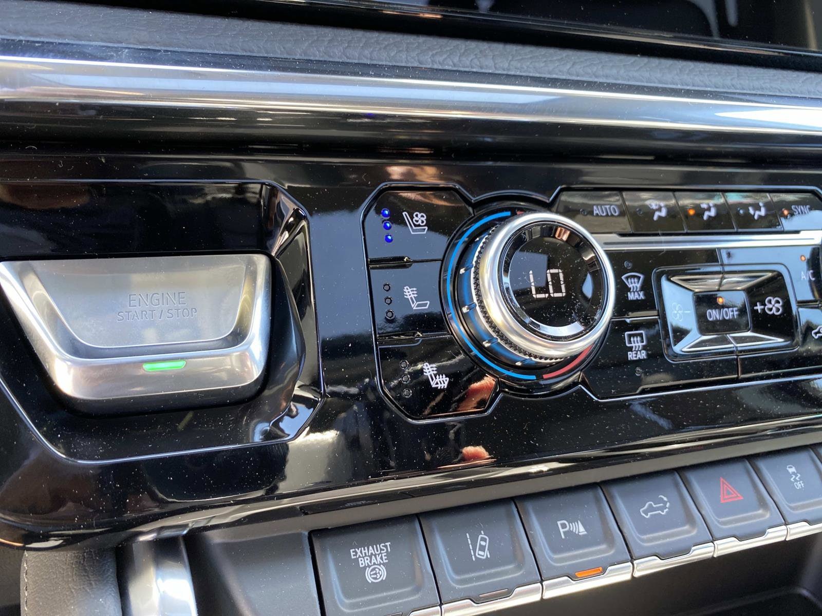 2026 GMC Sierra 3500HD Denali - Photo 14