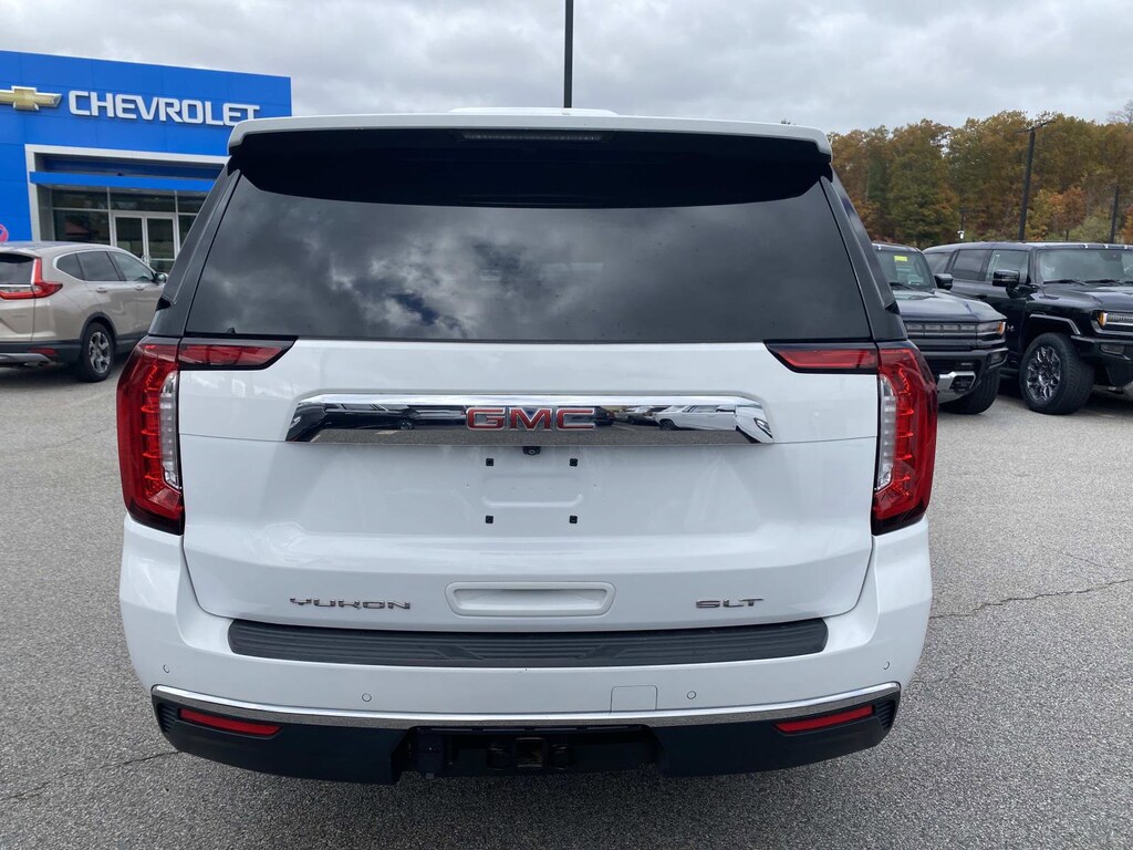 Used 2022 GMC Yukon SLT SUV