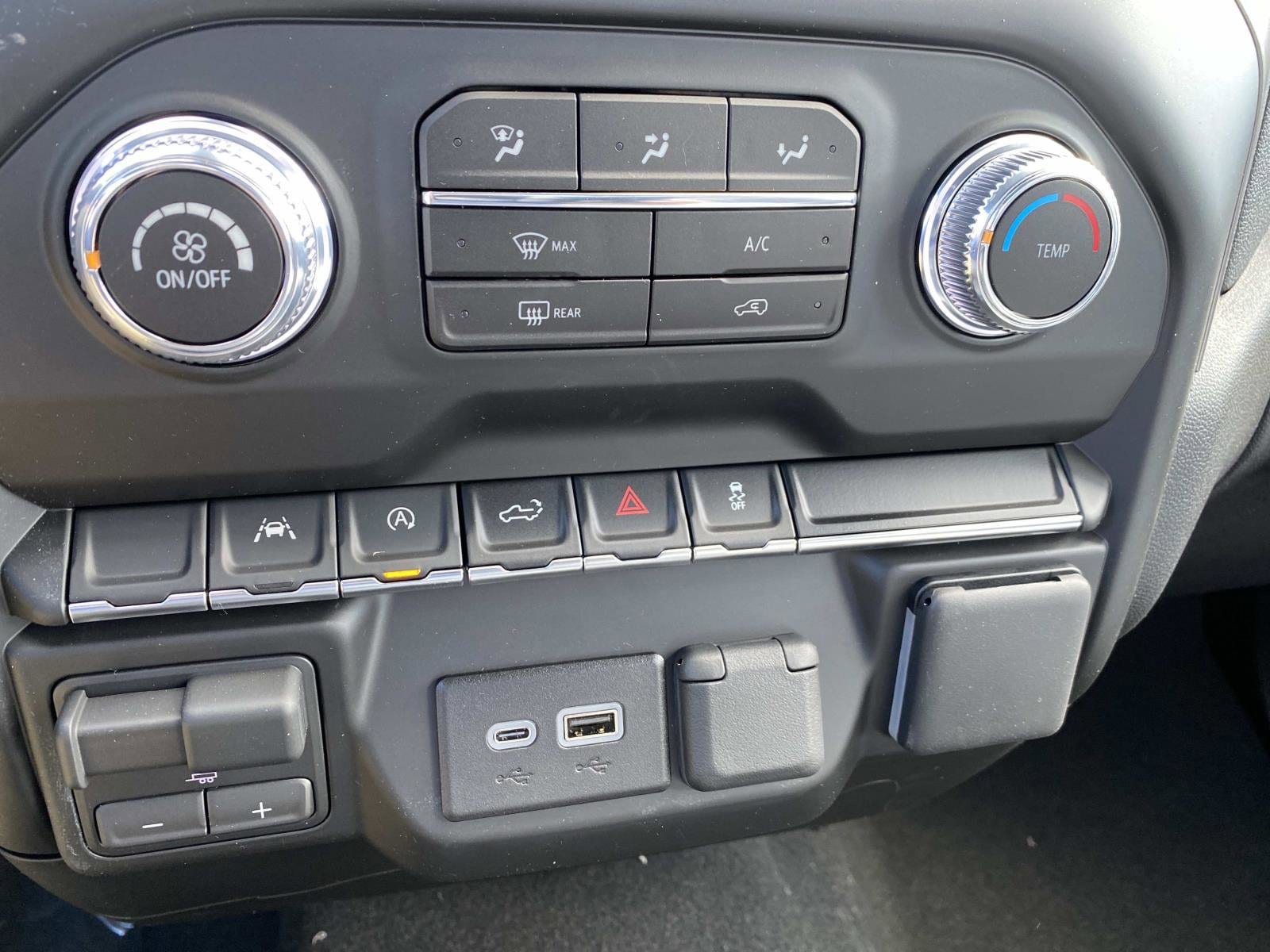 2026 GMC Sierra 1500 Pro - Photo 9