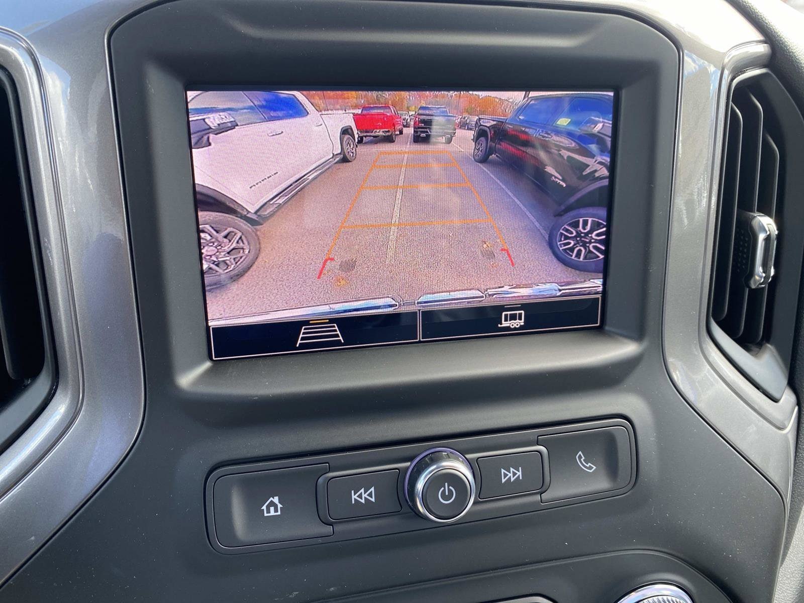 2026 GMC Sierra 1500 Pro - Photo 8