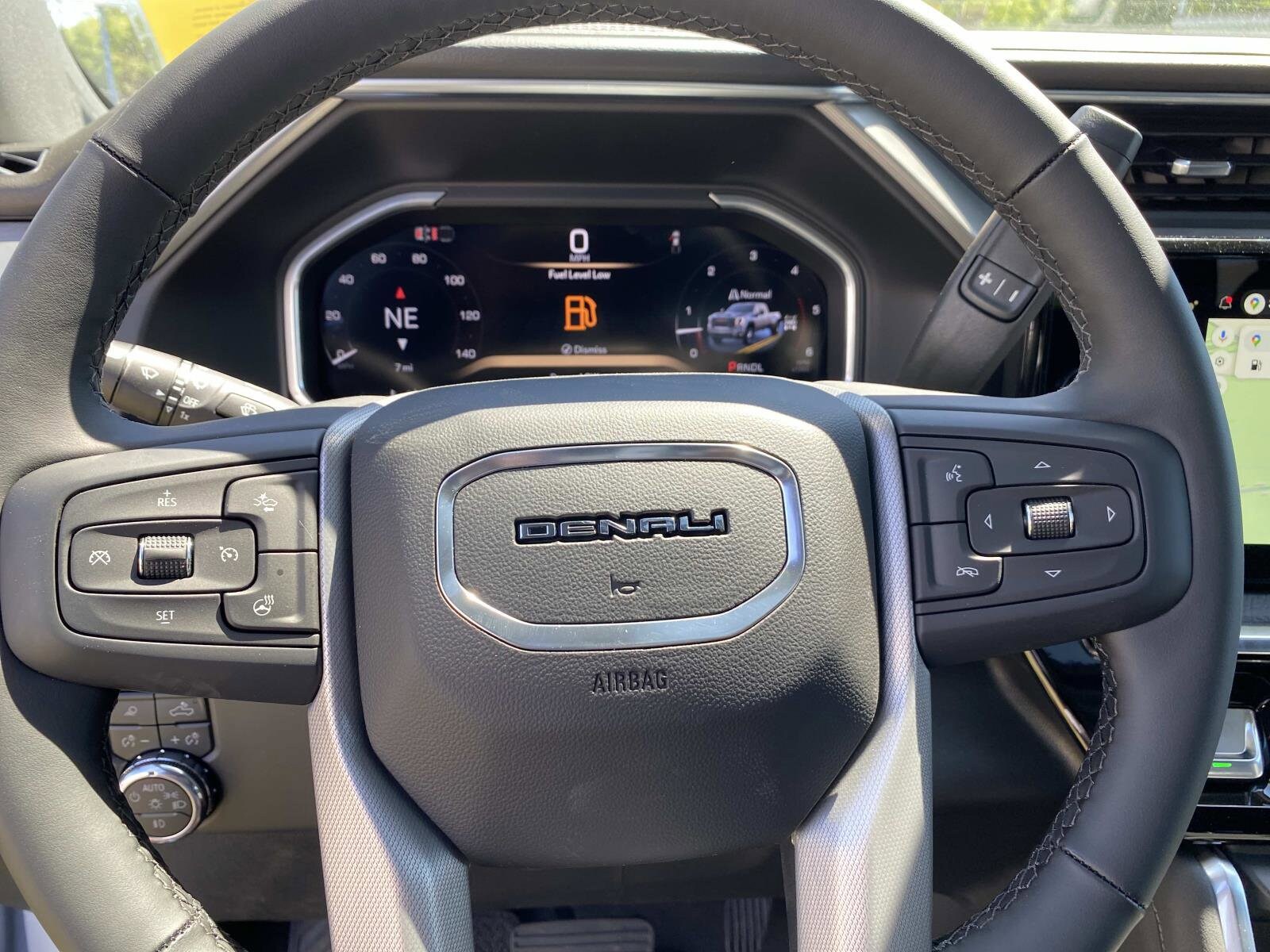 2026 GMC Sierra 3500HD Denali - Photo 15