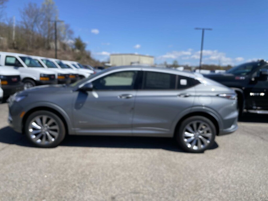 New 2026 Buick Envista Avenir SUV