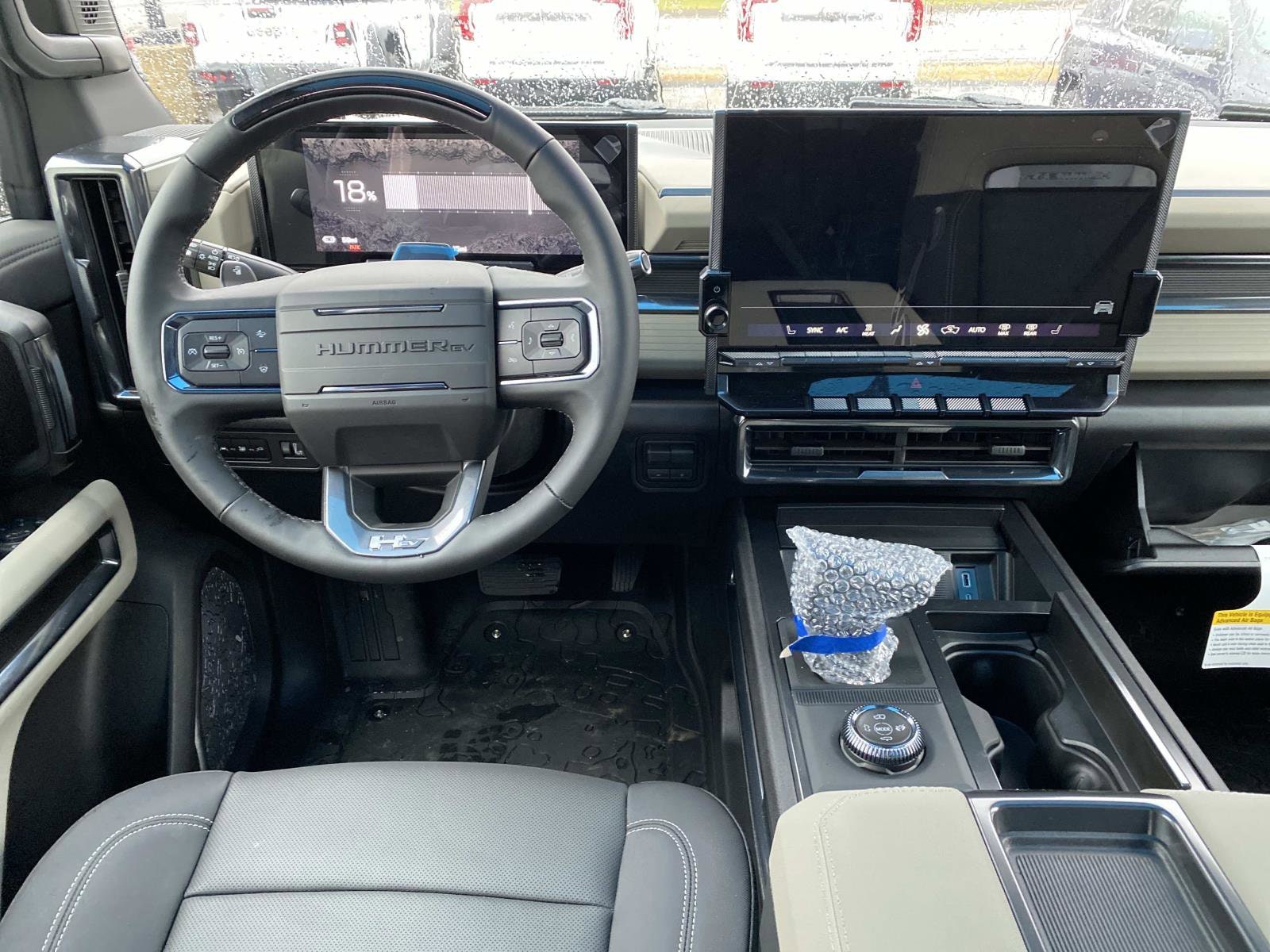 2026 GMC HUMMER EV 2X - Photo 8