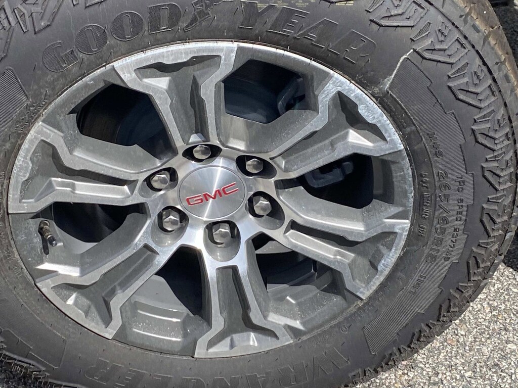 New 2026 GMC Sierra 1500 SLE Truck