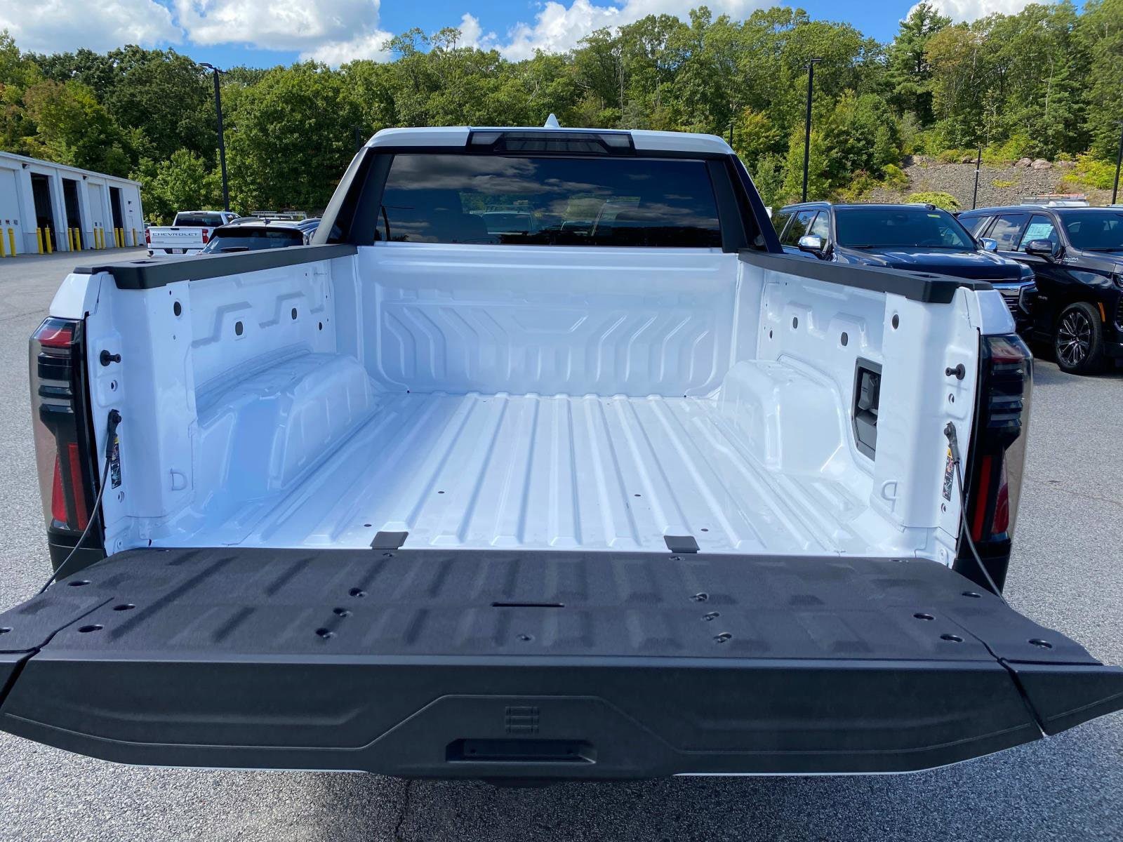 2026 GMC Sierra EV Elevation - Photo 6