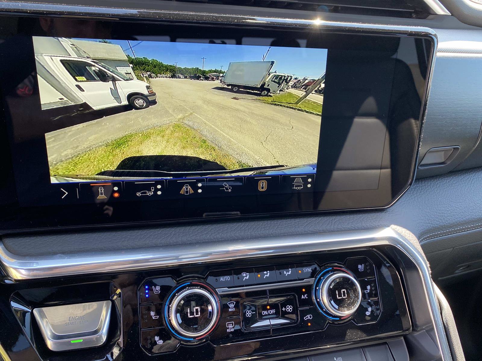 2026 GMC Sierra 3500HD Denali - Photo 13