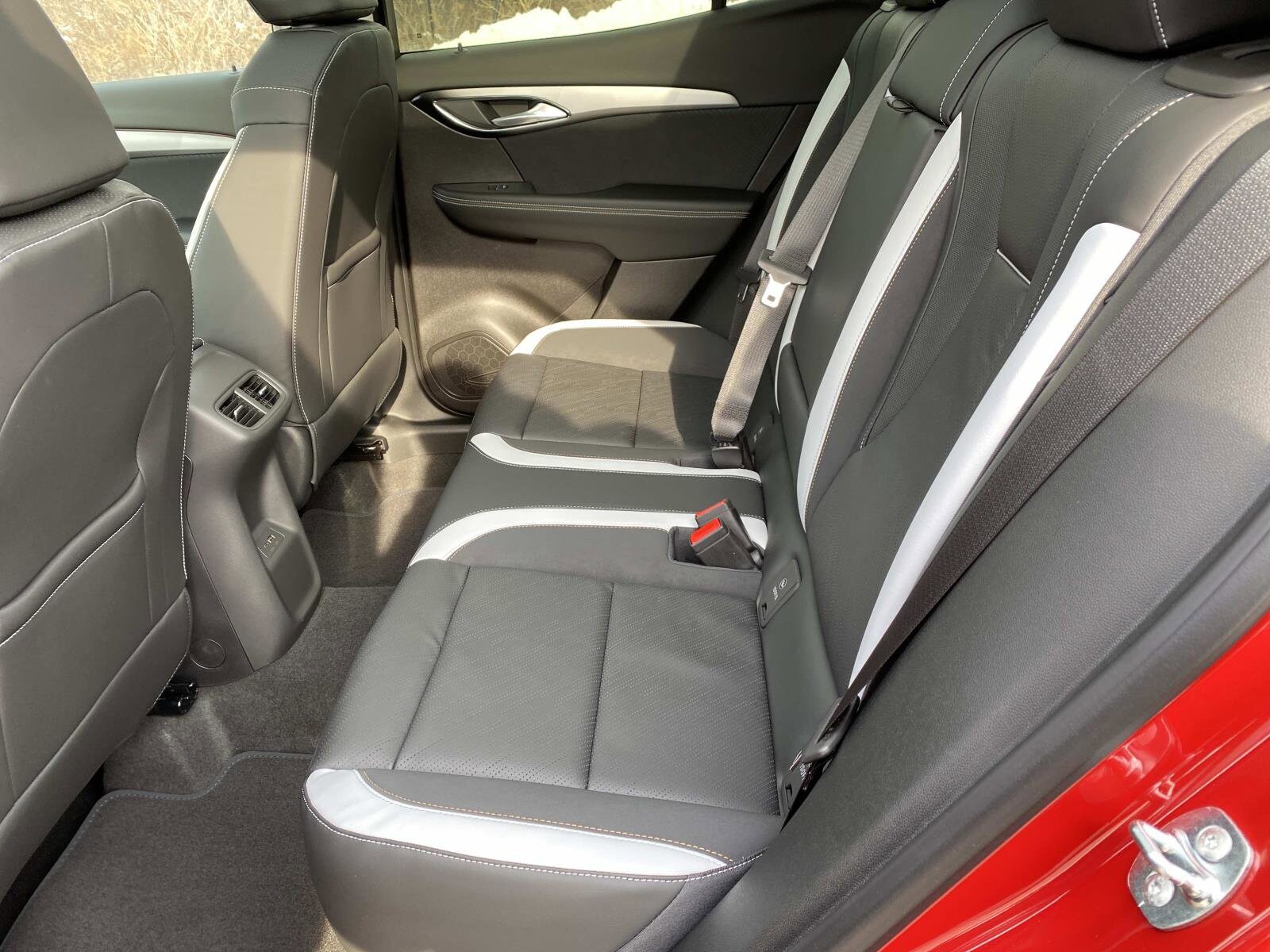 2026 Buick Envision Sport Touring - Photo 7