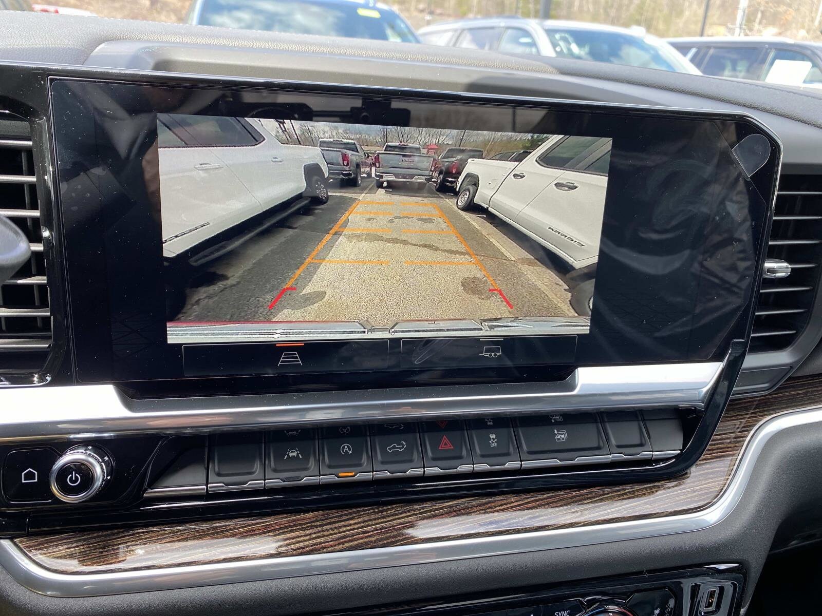 2026 GMC Sierra 1500 SLE - Photo 8