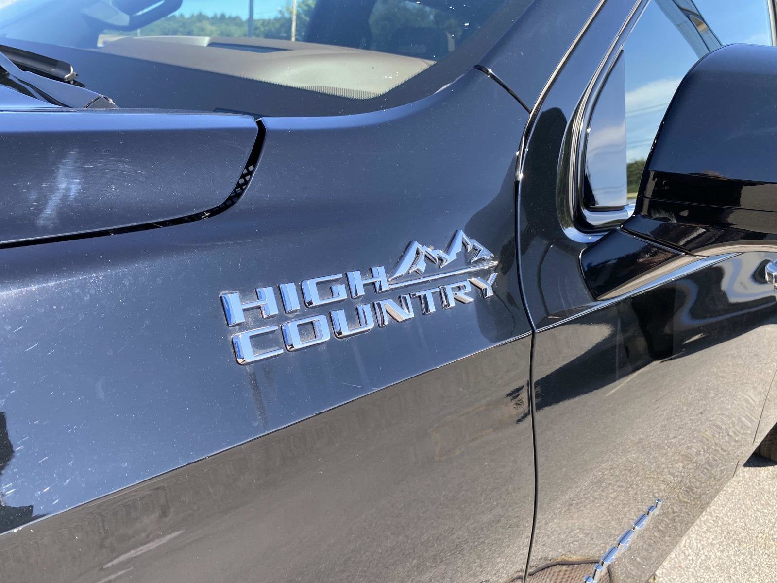 2024 Chevrolet Suburban High Country - Photo 11