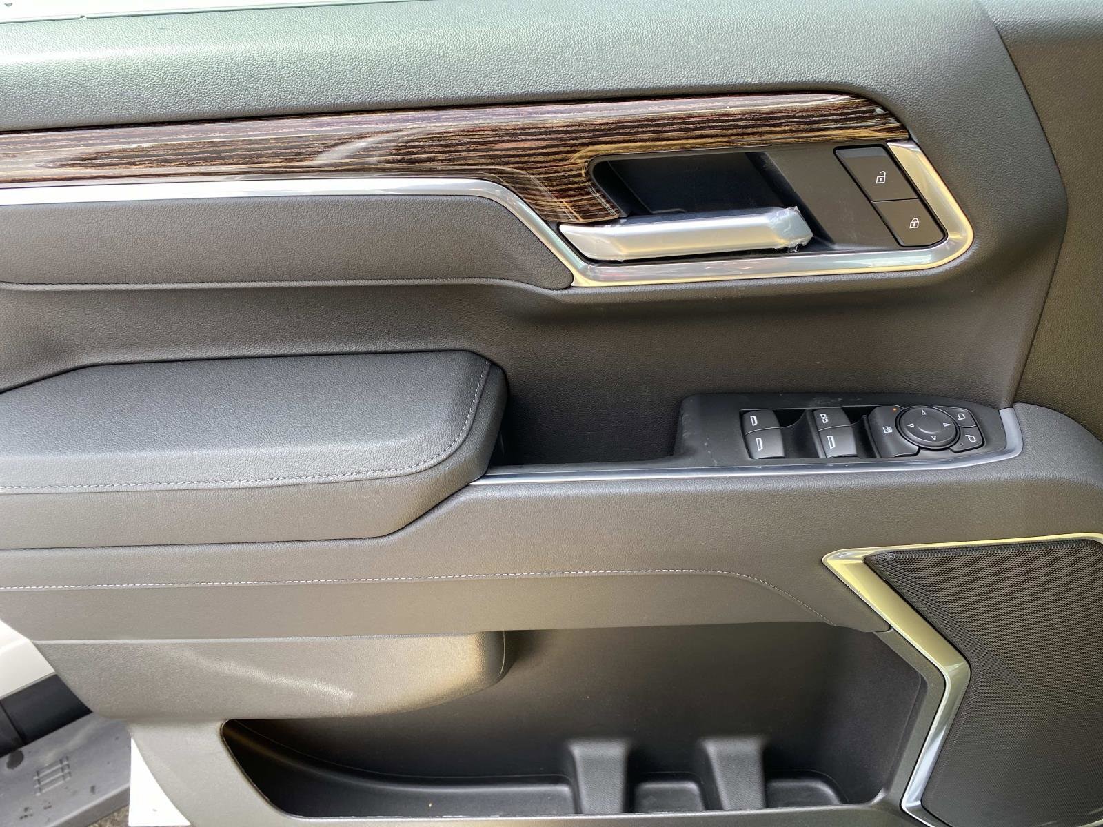 2026 GMC Sierra 1500 SLE - Photo 13