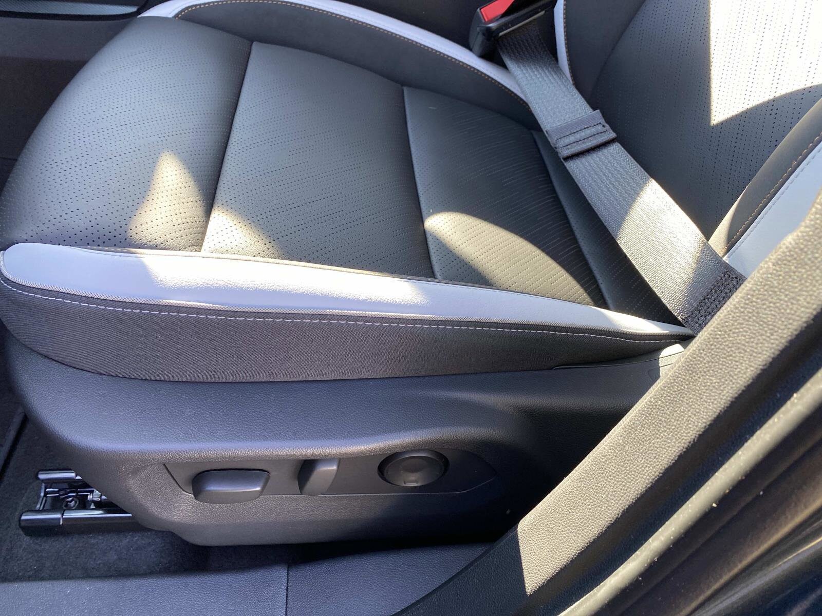 2026 Buick Envision Sport Touring - Photo 8