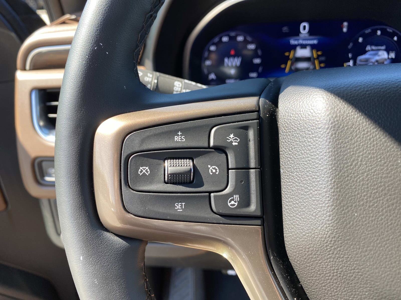 2024 Chevrolet Suburban High Country - Photo 21