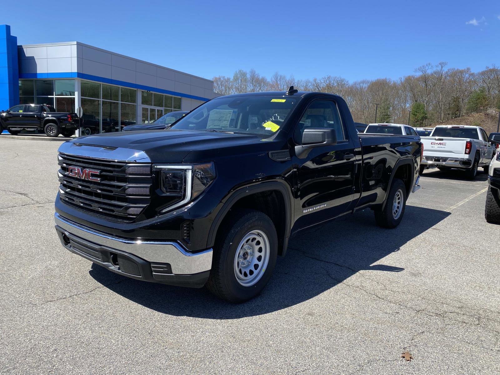 2026 GMC Sierra 4WD Regular Cab Standard Box Pro's photo