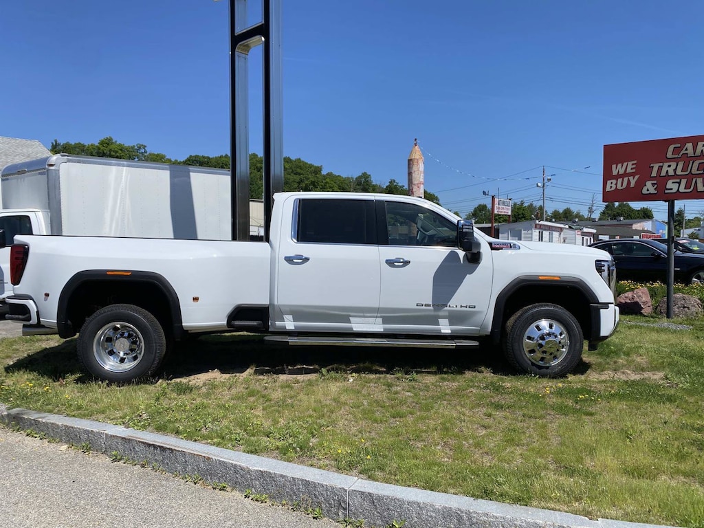 New 2026 GMC Sierra 3500HD Denali DRW Truck
