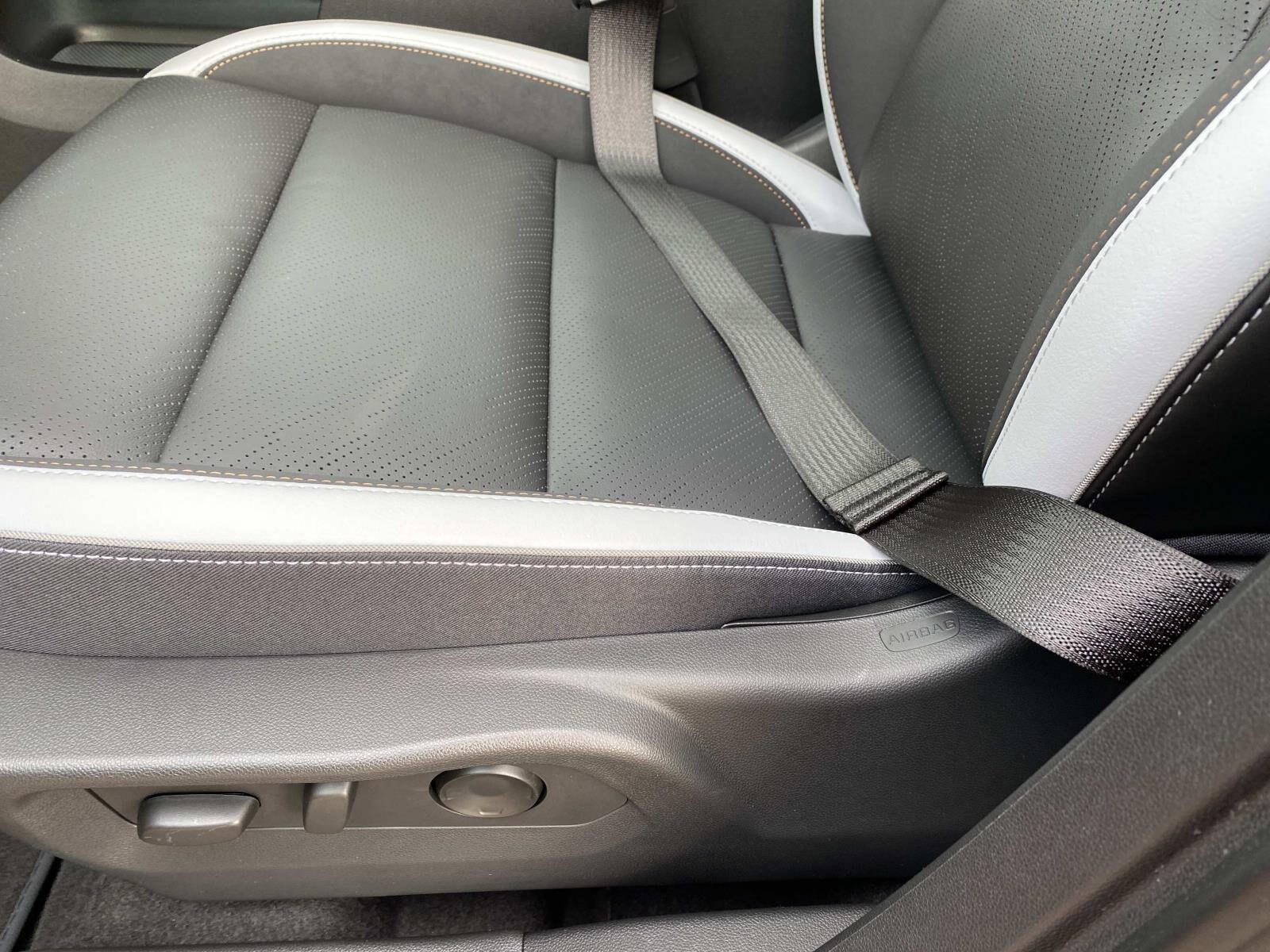 2026 Buick Envision Sport Touring - Photo 10
