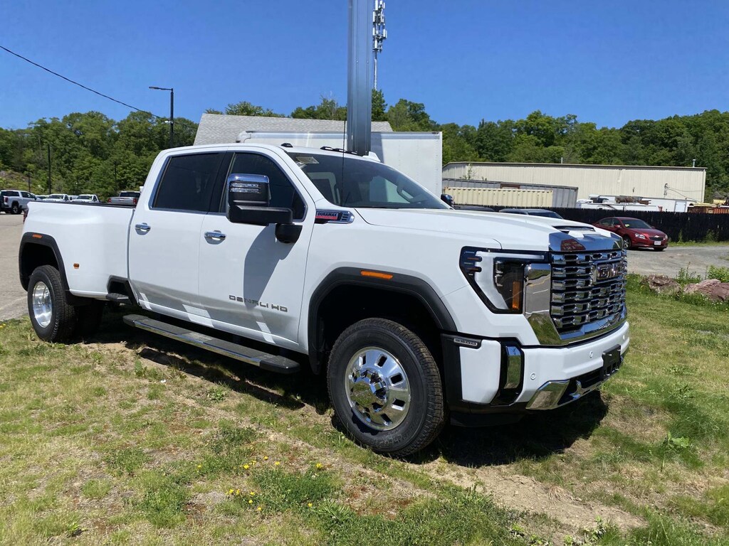 New 2026 GMC Sierra 3500HD Denali DRW Truck