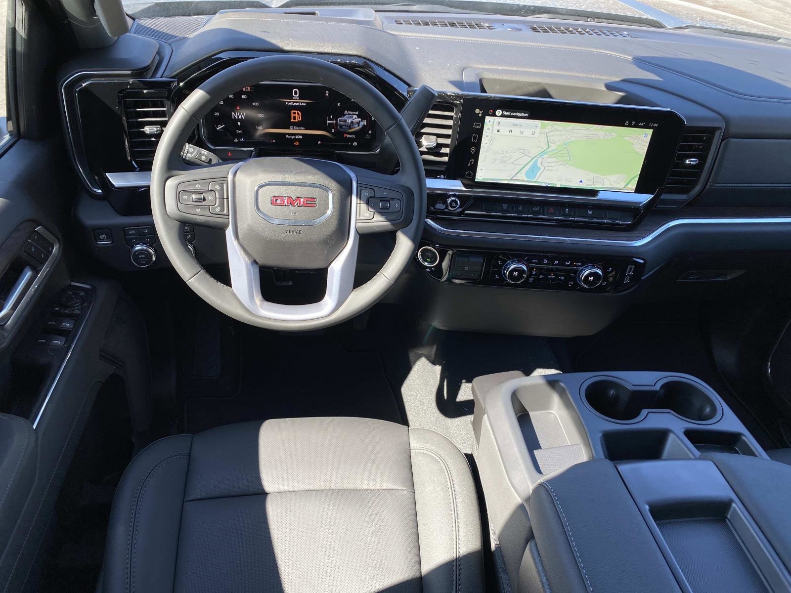 2026 GMC Sierra 2500HD SLT - Photo 6