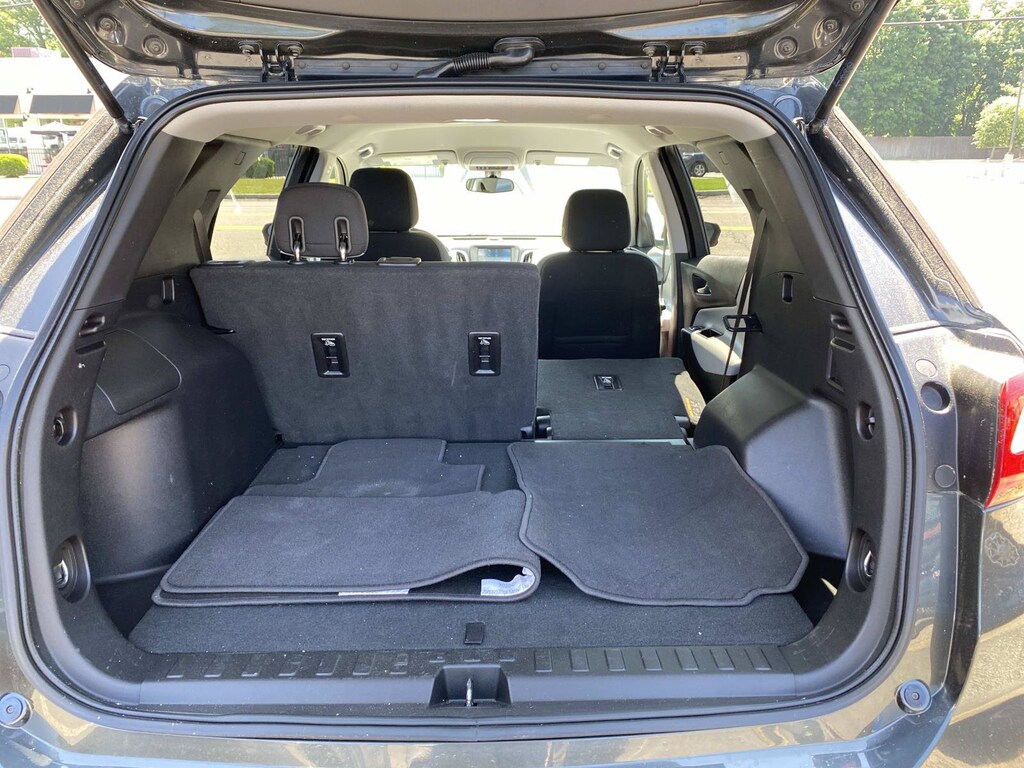 Used 2018 Chevrolet Equinox LT SUV