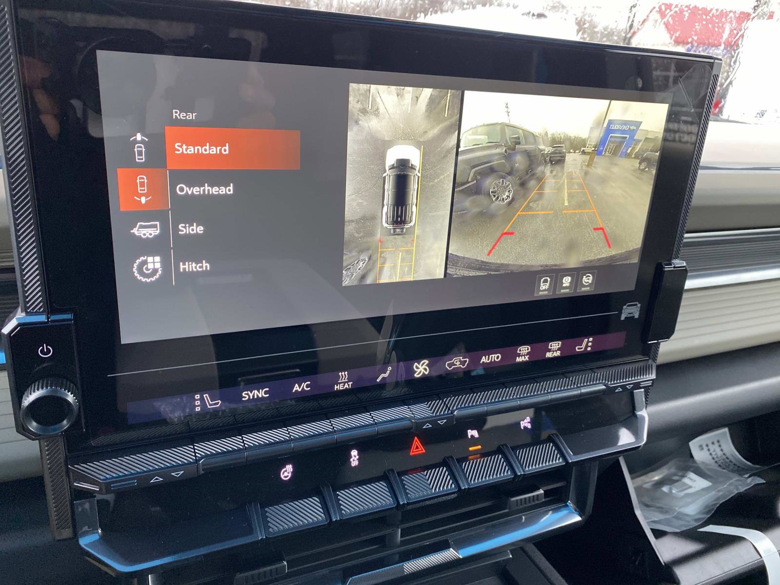 2026 GMC HUMMER EV 2X - Photo 12