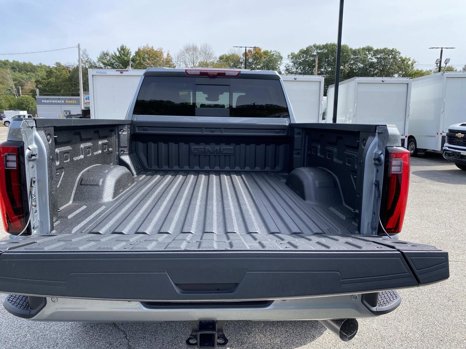 2026 GMC Sierra 2500HD Denali - Photo 6