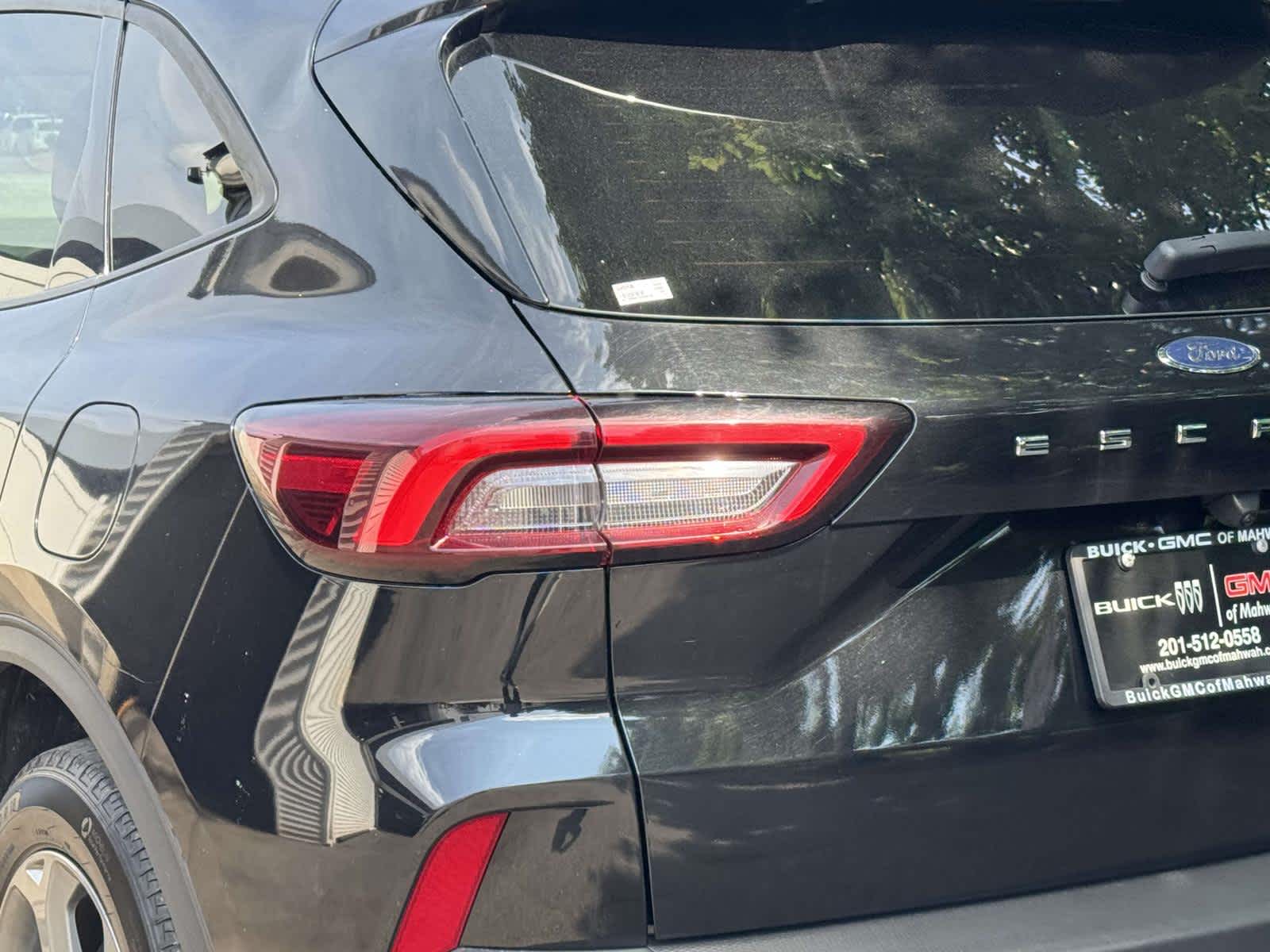 2025 Ford Escape ST-Line - Photo 9