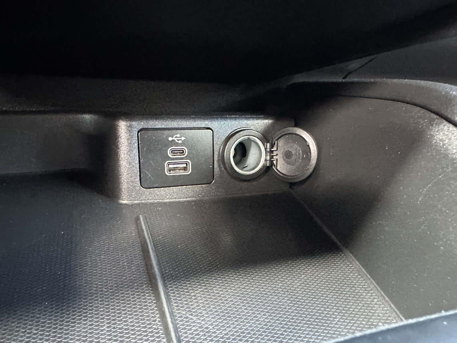 2025 Ford Escape ST-Line - Photo 32